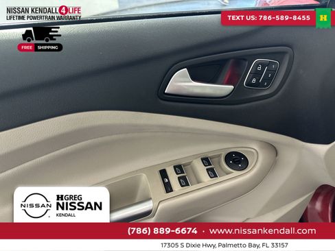 Used 2017 Ford Escape Titanium image 17