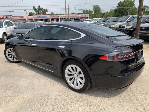Used 2017 Tesla Model S 60 RWD image 6