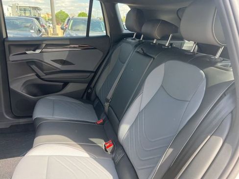 New 2026 Volkswagen Tiguan SE R-Line AWD/4WD image 8