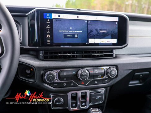 Used 2026 Jeep Wrangler Sport S image 14