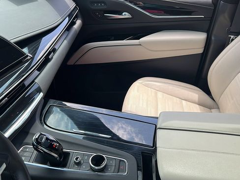 Used 2024 Cadillac Escalade Sport image 23