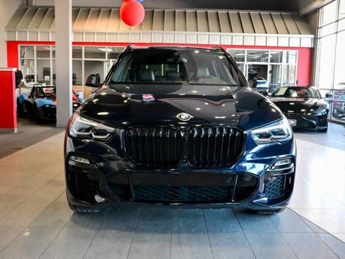 Used 2021 BMW X5 xDrive40i w/ M Sport Package image 2
