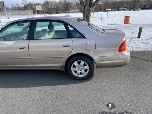 Used 2002 Toyota Avalon XL image 35