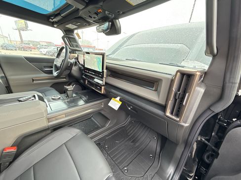 New 2025 GMC Hummer EV 3X AWD/4WD image 29