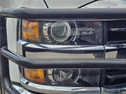 Used 2019 Chevrolet Silverado 2500 LTZ w/ Duramax Plus Package AWD/4WD image 4