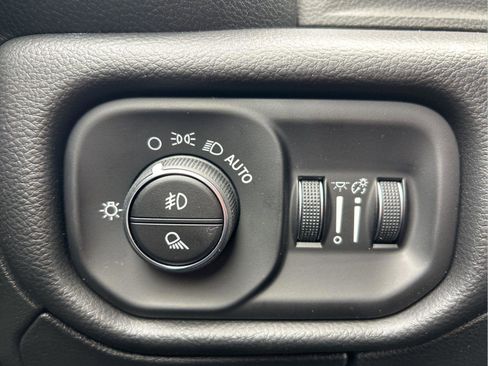 New 2026 RAM 1500 Big Horn AWD/4WD image 25