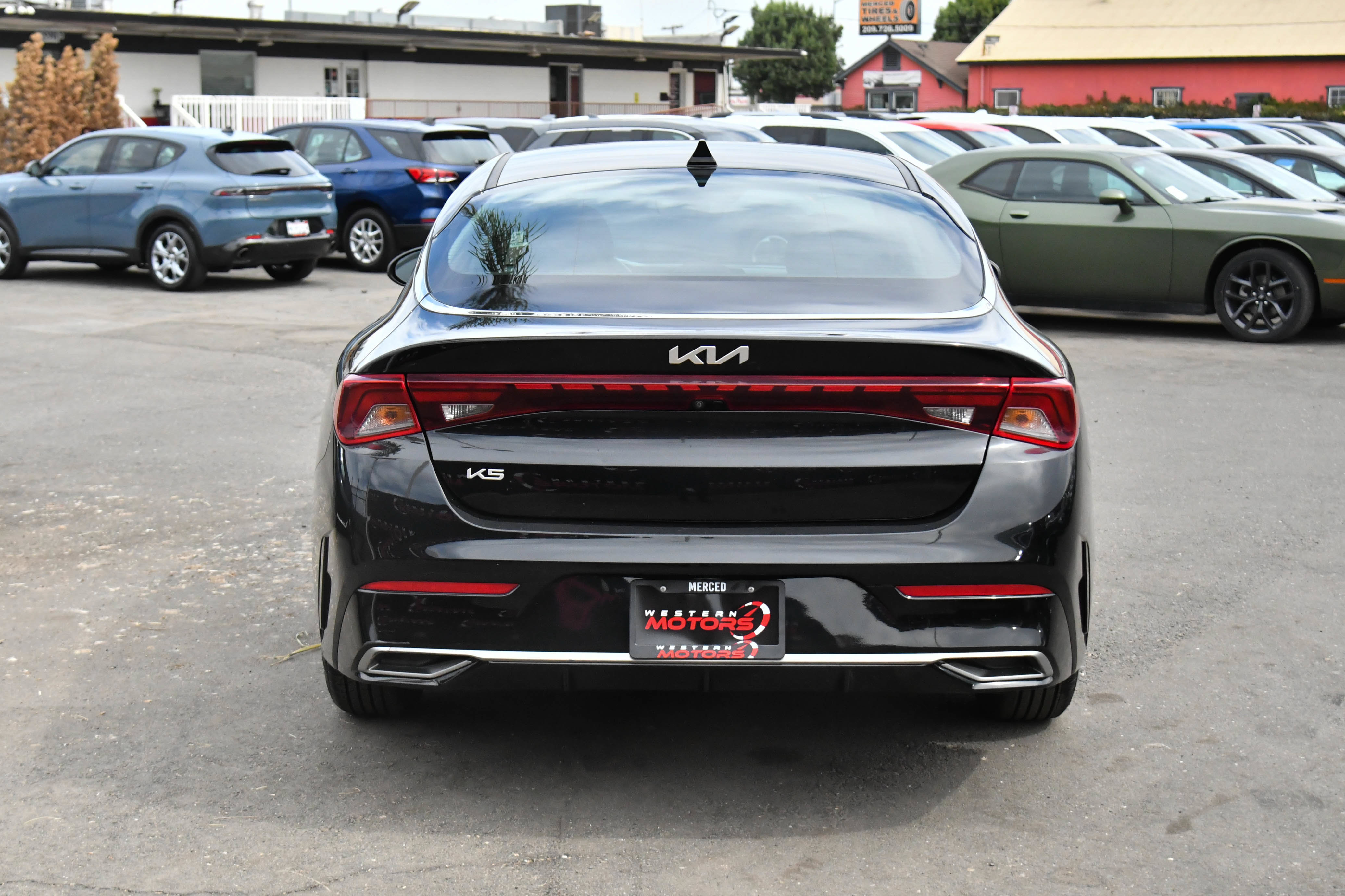 Used 2023 Kia K5 LXS FWD image 7