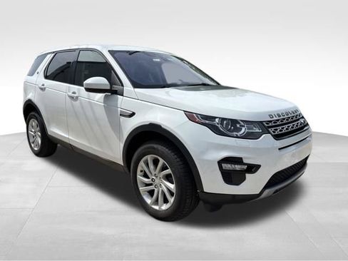 Used 2019 Land Rover Discovery Sport HSE AWD/4WD image 5