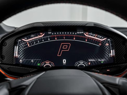 Used 2024 Lamborghini Revuelto AWD/4WD image 17