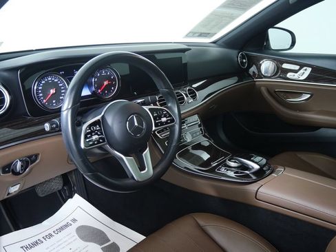 Used 2019 Mercedes-Benz E 300 image 12