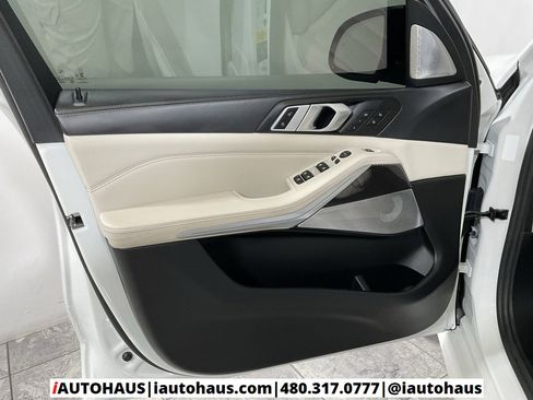 Used 2021 BMW X5 M50i w/ Executive Package image 35