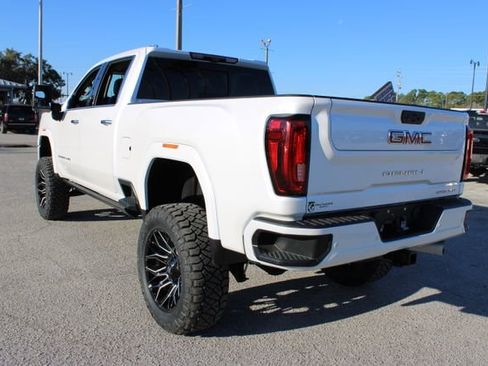 Used 2022 GMC Sierra 2500 Denali w/ Denali Ultimate Package image 8
