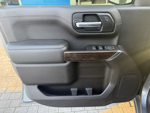 Used 2020 GMC Sierra 1500 Elevation w/ Elevation Value Package image 25