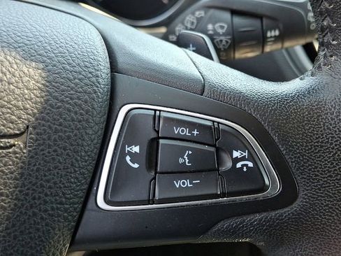 Used 2018 Ford Escape Titanium w/ Ford Safe & Smart Package AWD/4WD image 23