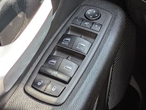 Used 2024 RAM 1500 Big Horn AWD/4WD image 23