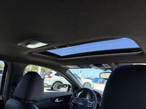 Used 2024 Kia Forte GT-Line w/ GT-Line Premium Package image 22