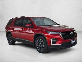 Used 2023 Chevrolet Traverse RS video 3