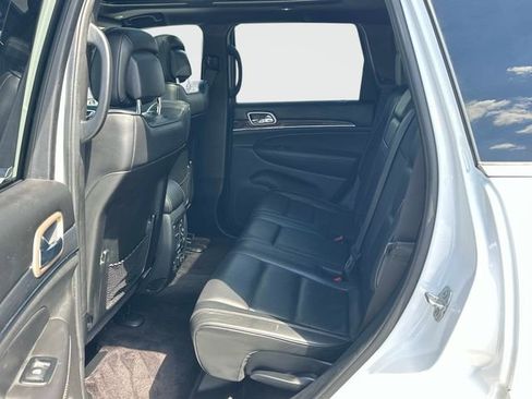 Used 2017 Jeep Grand Cherokee Overland AWD/4WD image 17