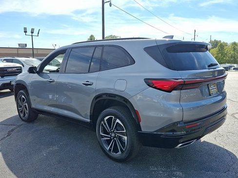 New 2026 Buick Enclave Sport Touring w/ Power Package AWD/4WD image 5