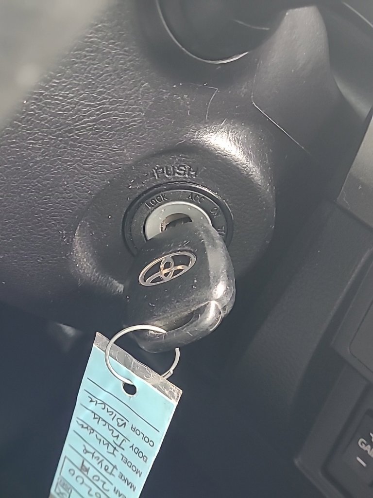 Used 2019 Toyota Tundra SR5 w/ TRD Off Road Package AWD/4WD image 23