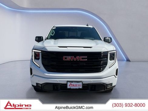 Used 2025 GMC Sierra 1500 Elevation w/ Elevation Premium Package AWD/4WD image 8