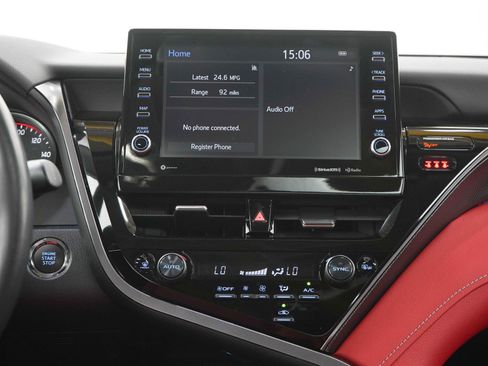 Used 2022 Toyota Camry XSE FWD image 16