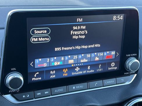 Used 2025 Nissan Sentra SV image 21