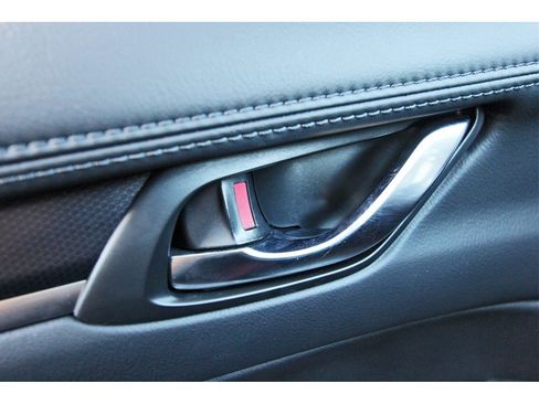 Certified 2021 MAZDA CX-5 Carbon Edition image 19