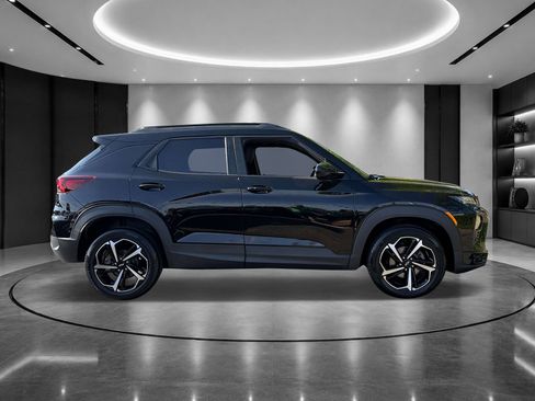 Used 2021 Chevrolet TrailBlazer RS w/ Convenience Package AWD/4WD image 5