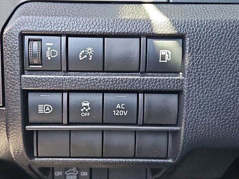 Certified 2025 Toyota Tacoma TRD Sport AWD/4WD image 15