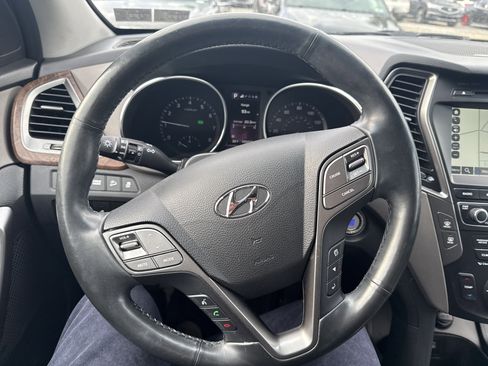 Used 2018 Hyundai Santa Fe Sport image 10