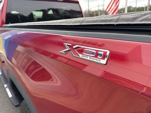 Used 2020 GMC Sierra 1500 SLT w/ X31 Off-Road Package image 8