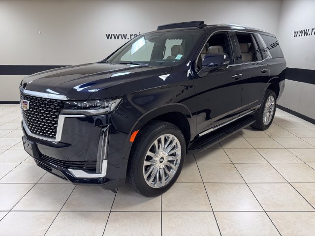 Used 2023 Cadillac Escalade Premium Luxury AWD/4WD image 3