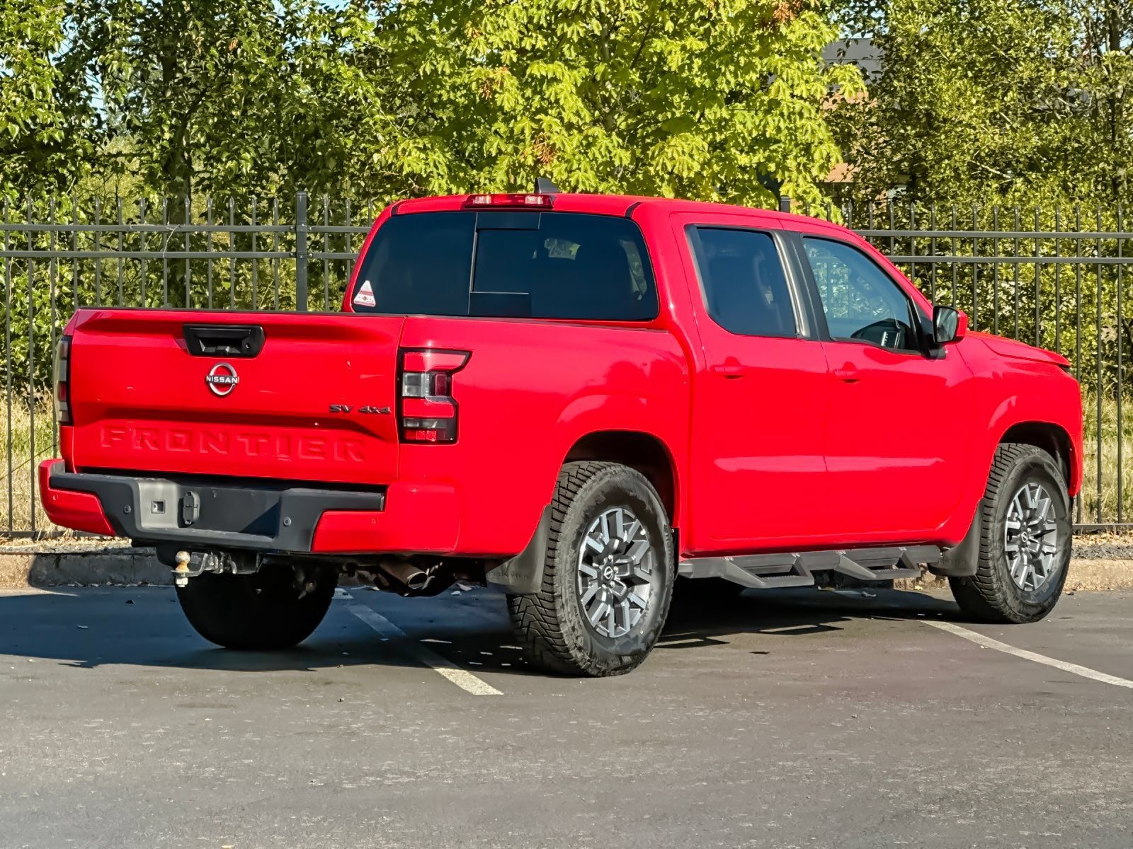 Used 2023 Nissan Frontier SV w/ SV Convenience Package AWD/4WD image 3