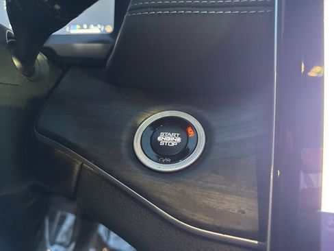 New 2025 Jeep Grand Cherokee L Limited image 24