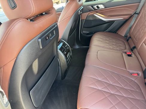 Used 2023 BMW X5 xDrive40i w/ Premium Package AWD/4WD image 15
