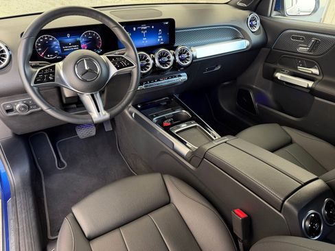 Certified 2024 Mercedes-Benz GLB 250 4MATIC image 2