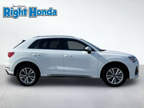 Used 2025 Audi Q3 2.0T Premium AWD/4WD image 9
