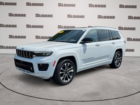 Used 2022 Jeep Grand Cherokee L Overland w/ Advanced Protech Group III AWD/4WD image 1