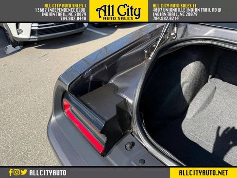 Used 2016 Dodge Challenger SXT w/ Blacktop Package image 30