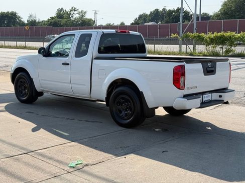 Used 2020 Nissan Frontier S RWD image 10