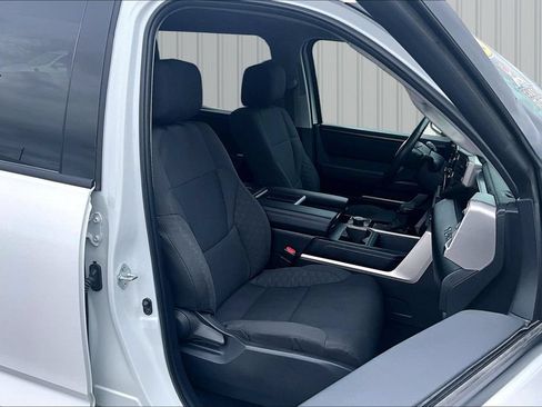 Used 2022 Toyota Tundra SR5 w/ TRD Off-Road Package AWD/4WD image 17