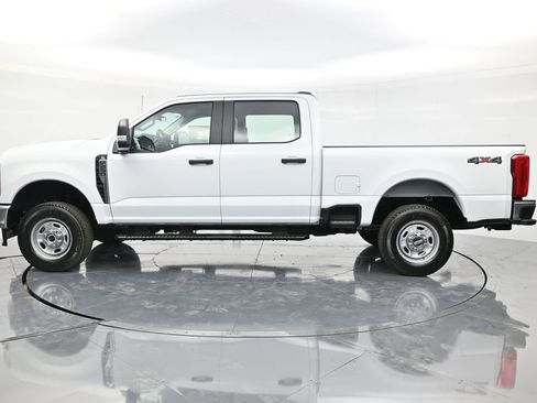 New 2026 Ford F250 XL w/ XL Chrome Package image 8