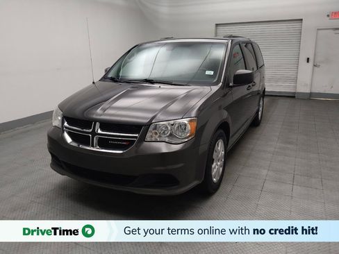 Used 2019 Dodge Grand Caravan SE w/ UConnect Hands-Free Group FWD image 1