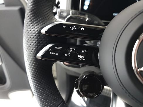 Used 2025 Mercedes-Benz G 63 AMG 4MATIC image 11