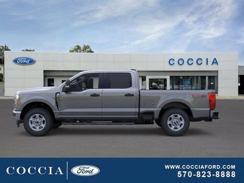 New 2026 Ford F250 XLT w/ FX4 Off-Road Package AWD/4WD image 3