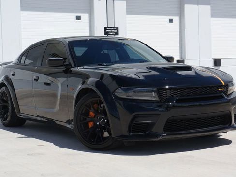 Used 2022 Dodge Charger Scat Pack image 2