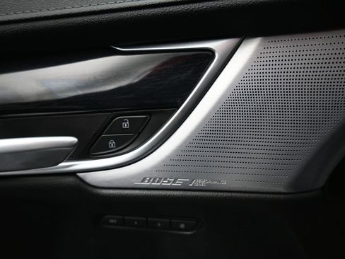 Used 2024 Cadillac XT5 Premium Luxury image 12