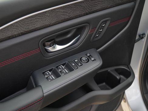 Used 2026 Honda Pilot Black Edition image 5