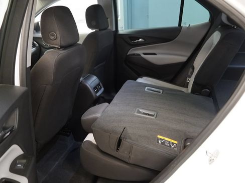 Used 2024 Chevrolet Equinox LS w/ LS Convenience Package FWD image 19